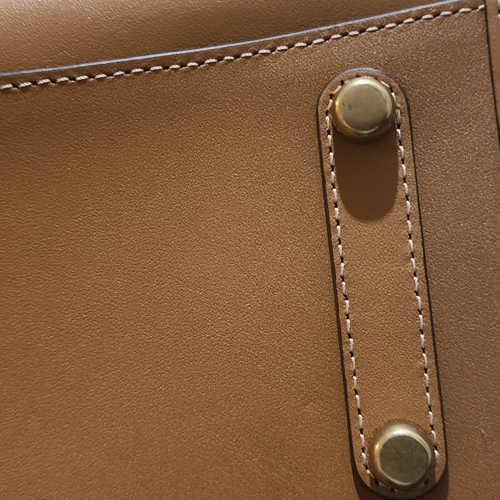 Tom WesselmanCoach Tan Satchel with Red Sequin Lip Design - Picture 5 of 9